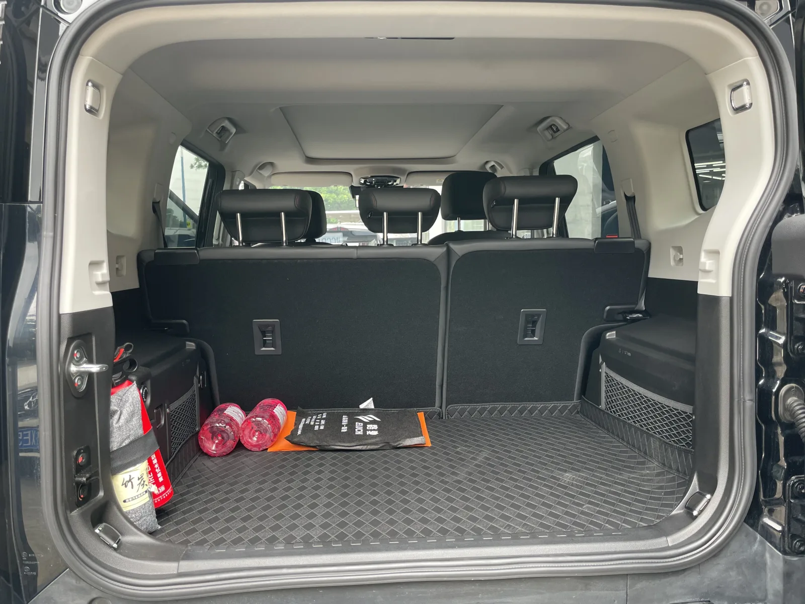 Jetour T2 2.0T 4WD Traveler PRO+ 2024 d'occasion — photo 7 — showroom Dakar