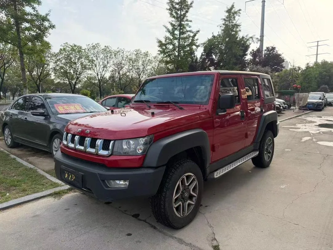 BAIC BJ40 L 2018 d'occasion — photo 2 — showroom Petite Côte