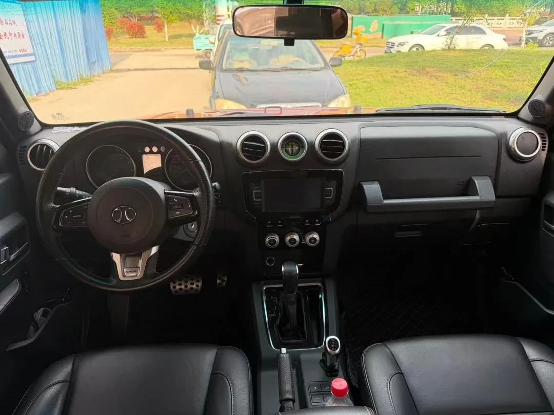 BAIC BJ40 L 2018 d'occasion — photo 5 — showroom Petite Côte