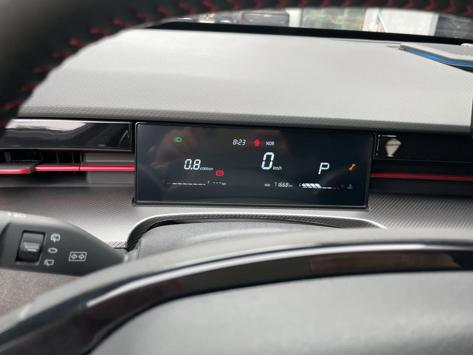Jetour Jetour Dasheng 1.6T DCT Roi PLUS 2023 d'occasion — photo 6 — showroom Dakar