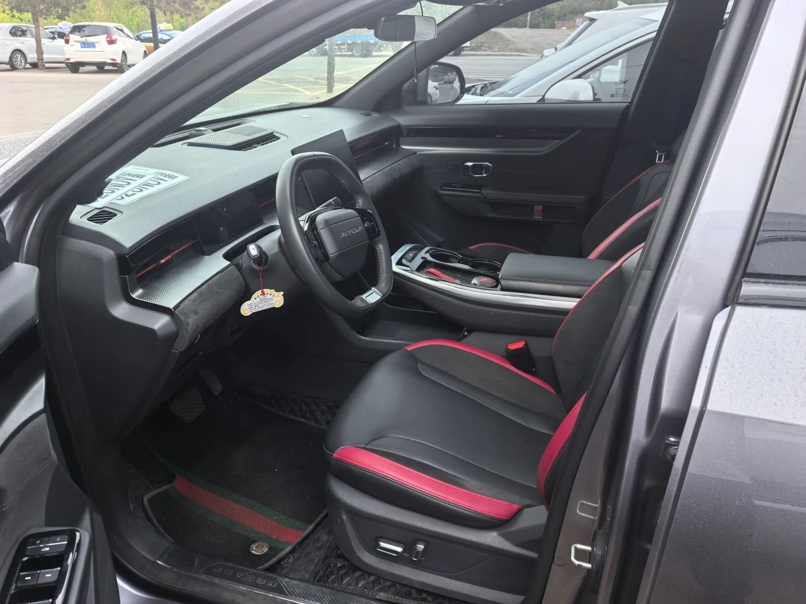 Jetour Jetour Dasheng 1.6T DCT Roi PLUS 2022 d'occasion — photo 10 — showroom Dakar
