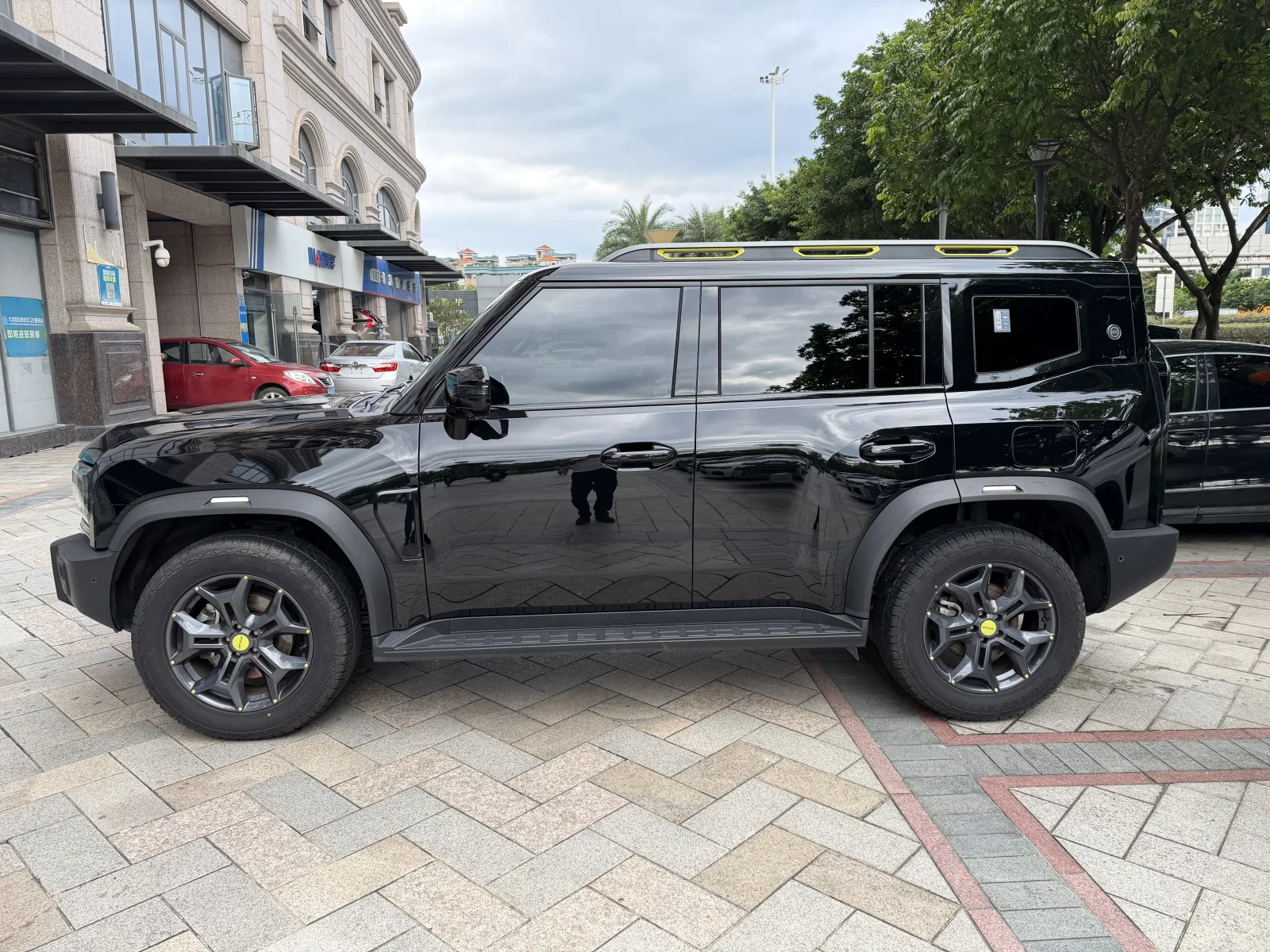 Jetour T2 2.0T 4WD Traveler PRO+ 2023 d'occasion — photo 1 — showroom Dakar